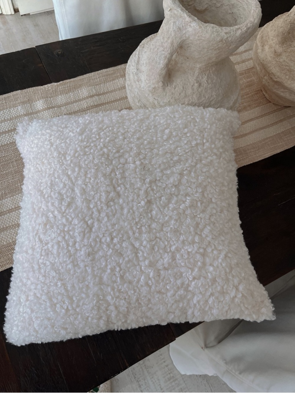 NWOT COZY AND BEAUTIFUL SHERPA PILLOW COVER 🤍🤍